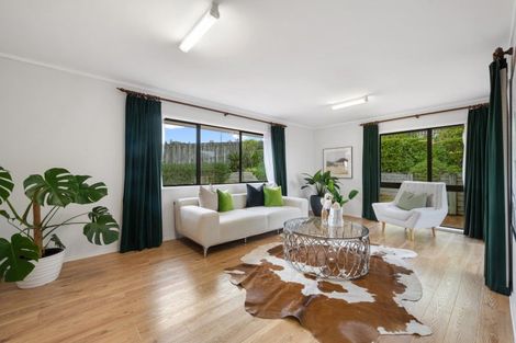 Photo of property in 71 Aberfeldy Avenue, Highland Park, Auckland, 2010