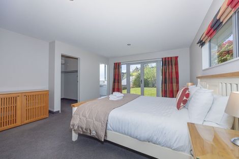 Photo of property in 99 Kings Drive, Wanaka, 9305