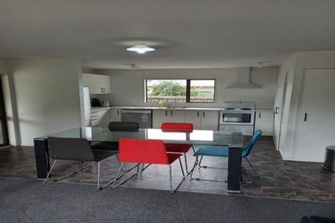 Photo of property in 25 Vicki Street, Sockburn, Christchurch, 8042