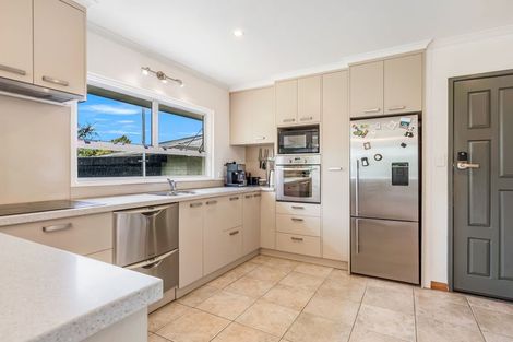 Photo of property in 10 Neale Avenue, Stoke, Nelson, 7011