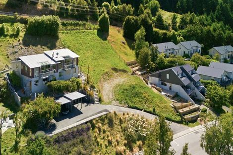 Photo of property in 10 Sainsbury Road, Fernhill, Queenstown, 9300