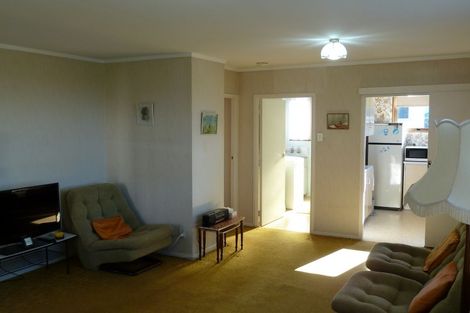 Photo of property in 52 Butterworth Drive, Glendene, Auckland, 0602