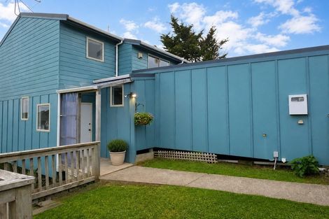 Photo of property in 18 Morere Street, Titahi Bay, Porirua, 5022