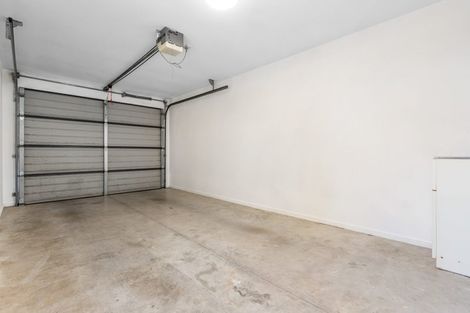 Photo of property in 3/4 Charlenne Close, Ranui, Auckland, 0612