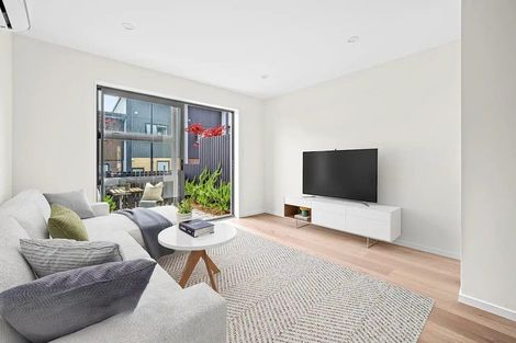 Photo of property in 3/476 West Coast Road, Glen Eden, Auckland, 0602