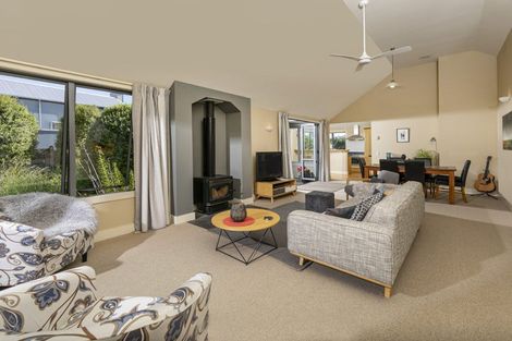Photo of property in 121 Meadowstone Drive, Wanaka, 9305