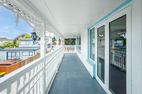 Photo of property in 73c East Coast Road, Castor Bay, Auckland, 0620