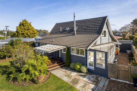 Photo of property in 3 Alexander Street, Waikanae, 5036