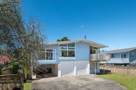Photo of property in 16 Keldale Place, Forrest Hill, Auckland, 0620
