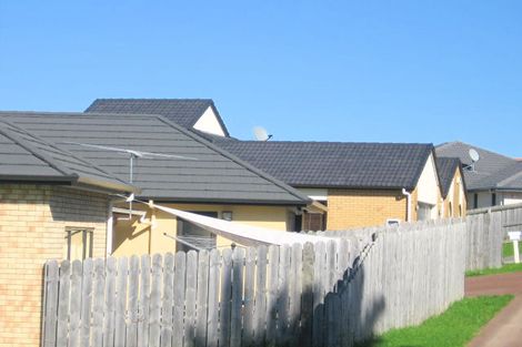 Photo of property in 12 San Carlo Court, Henderson, Auckland, 0612