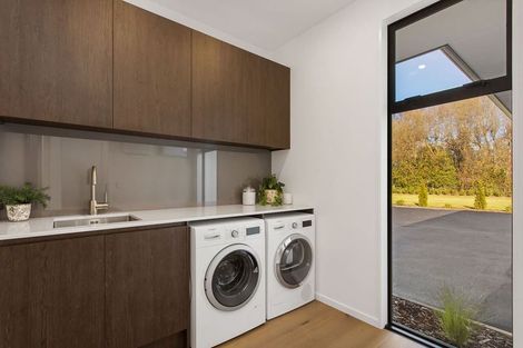 Photo of property in 21 Classiebawn Lane, Prebbleton, 7676