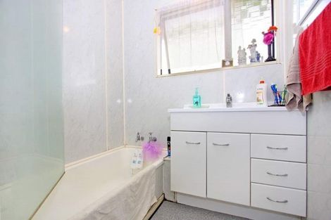 Photo of property in 2/56 Henwood Road, Mangere East, Auckland, 2024