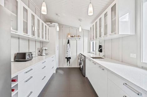 Photo of property in 175 Te Toiroa Road, Ngunguru, Whangarei, 0173