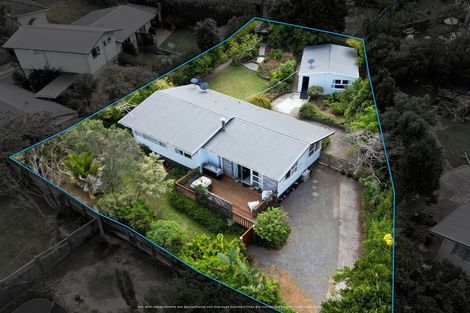 Photo of property in 15 Helleur Road, Massey, Auckland, 0614