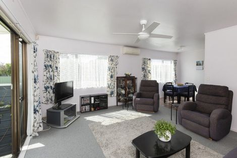 Photo of property in 48 Andrew Street, Elgin, Gisborne, 4010