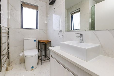 Photo of property in 8/4 Glenhaven Place, Te Atatu Peninsula, Auckland, 0610