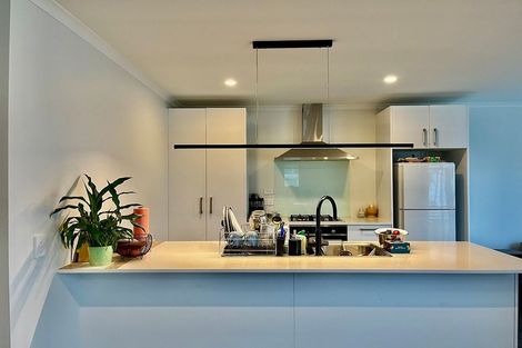 Photo of property in 11 Mokopapa Street, Takanini, 2112