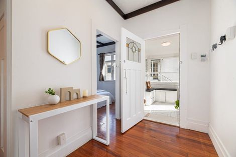 Photo of property in 118a Hutchinson Avenue, New Lynn, Auckland, 0600