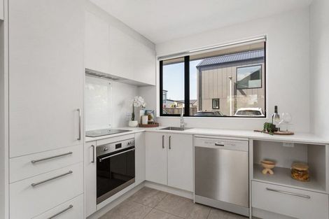 Photo of property in 62 Cleveland Street, Edgeware, Christchurch, 8013