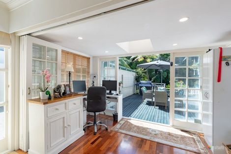 Photo of property in 7 Hinau Street, Woburn, Lower Hutt, 5010