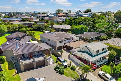 Photo of property in 21a Alexander Street, Cockle Bay, Auckland, 2014