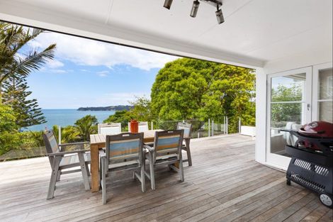 Photo of property in 11 Melandra Road, Stanmore Bay, Whangaparaoa, 0932