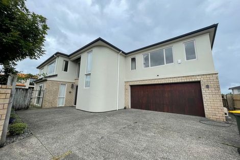 Photo of property in 32 Kaseng Place, East Tamaki Heights, Auckland, 2016