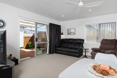Photo of property in 405/11 Kamahi Crescent, Papamoa Beach, Papamoa, 3118
