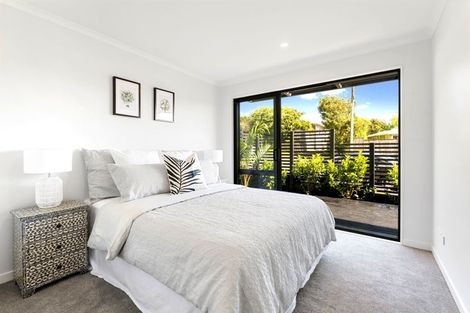Photo of property in 12a Tiber Road, Forrest Hill, Auckland, 0620