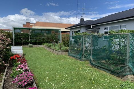 Photo of property in 10 William Street, Marton, 4710