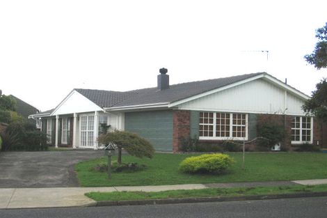 Photo of property in 11 Priestley Drive, Bucklands Beach, Auckland, 2014