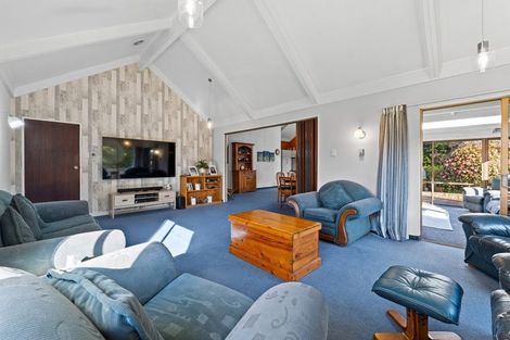 Photo of property in 15 Quin Crescent, Hawera, 4610