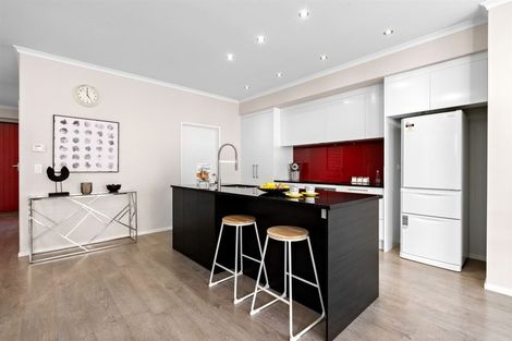 Photo of property in 4 Kotuku Lane, Hobsonville, Auckland, 0616