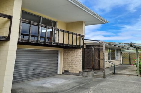 Photo of property in 2/3 Esher Place, Saint Martins, Christchurch, 8022