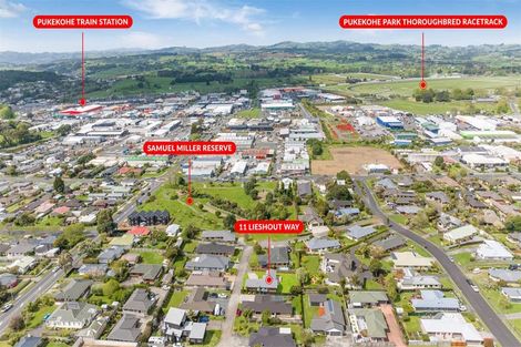 Photo of property in 11 Lieshout Way, Pukekohe, 2120