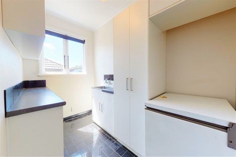 Photo of property in 581 Queen Street East, Levin, 5510