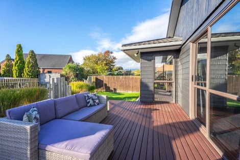 Photo of property in 16 The Avenue, Paraparaumu Beach, Paraparaumu, 5032