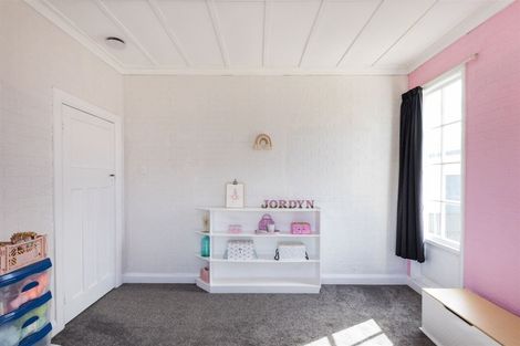Photo of property in 42 King Street, Marton, 4710