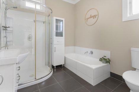 Photo of property in 1 College Street, Masterton, 5810