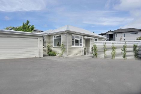 Photo of property in 153 Centaurus Road, Saint Martins, Christchurch, 8022
