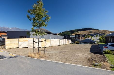 Photo of property in 8 Dow Close, Wanaka, 9305