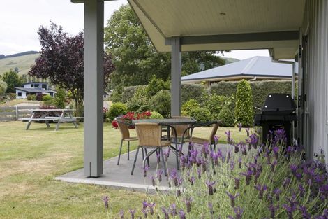 Photo of property in 81 Lisland Drive, Kinloch, Taupo, 3377