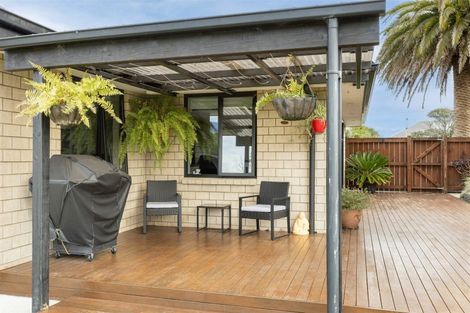 Photo of property in 53 Domett Street, Westport, 7825