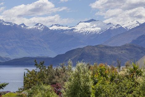 Photo of property in 33 Penrith Park Drive, Wanaka, 9305