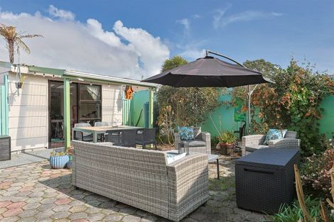 Photo of property in 2 Mclaughlins Lane, Westport, 7825