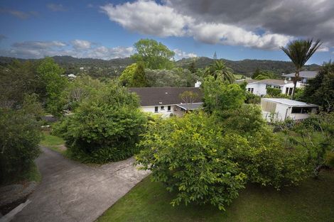Photo of property in 2/15b Nandana Drive, Glen Eden, Auckland, 0602