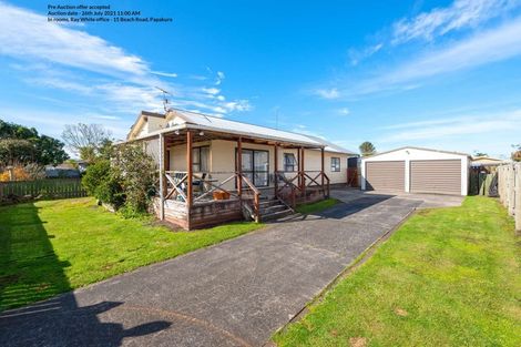 Photo of property in 17 Pukeroa Place, Papakura, 2110