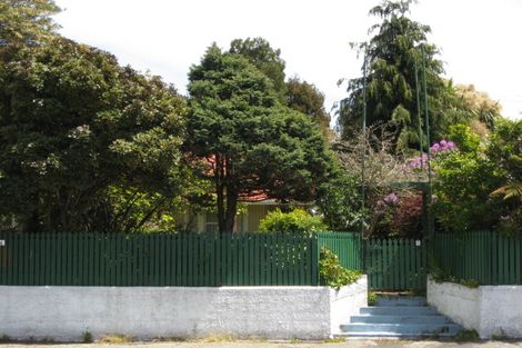 Photo of property in 144 Queen Street, Westport, 7825