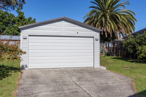 Photo of property in 117 Hetherington Road, Whangamata, 3620