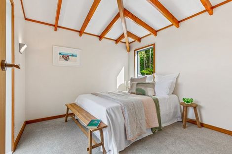 Photo of property in 1/24 Jellicoe Road, Murrays Bay, Auckland, 0630